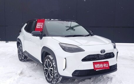 Toyota Yaris Cross, 2022 год, 1 477 000 рублей, 3 фотография