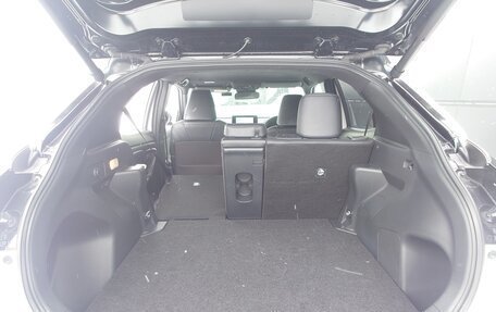 Toyota Yaris Cross, 2022 год, 1 477 000 рублей, 13 фотография