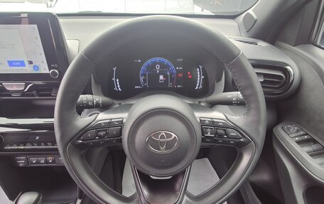 Toyota Yaris Cross, 2022 год, 1 477 000 рублей, 31 фотография
