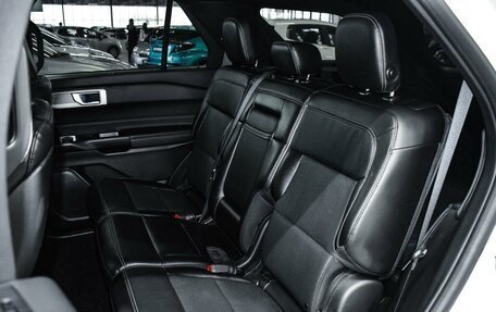 Ford Explorer VI, 2020 год, 3 999 000 рублей, 10 фотография