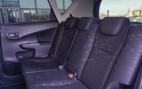 Toyota Ractis II, 2013 год, 966 000 рублей, 12 фотография