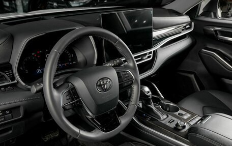 Toyota Highlander, 2025 год, 5 890 000 рублей, 6 фотография