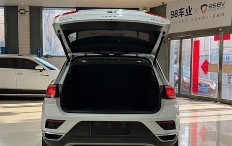 Volkswagen T-Roc I, 2022 год, 1 725 050 рублей, 8 фотография