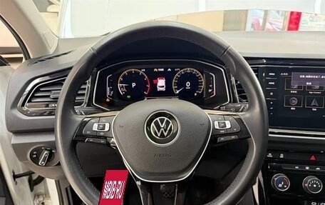 Volkswagen T-Roc I, 2022 год, 1 725 050 рублей, 11 фотография