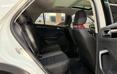 Volkswagen T-Roc I, 2022 год, 1 725 050 рублей, 19 фотография