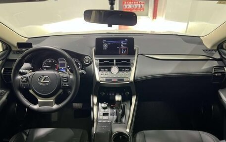 Lexus NX I, 2021 год, 3 250 003 рублей, 7 фотография