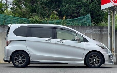 Honda Freed I, 2016 год, 866 000 рублей, 8 фотография