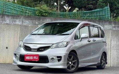 Honda Freed I, 2016 год, 866 000 рублей, 3 фотография