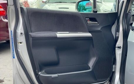 Honda Freed I, 2016 год, 866 000 рублей, 32 фотография