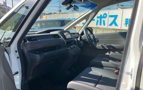 Honda Freed II, 2018 год, 1 366 000 рублей, 26 фотография
