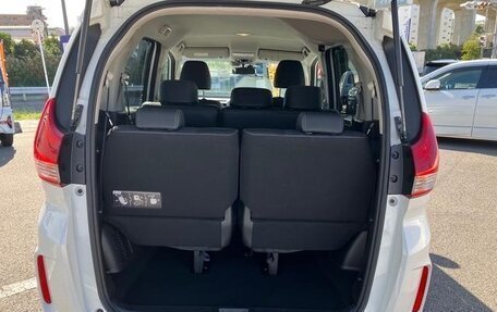 Honda Freed II, 2018 год, 1 366 000 рублей, 32 фотография