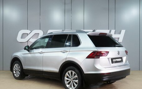 Volkswagen Tiguan II, 2017 год, 2 249 000 рублей, 2 фотография