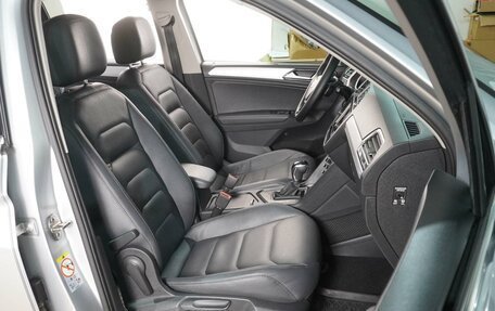 Volkswagen Tiguan II, 2017 год, 2 249 000 рублей, 8 фотография