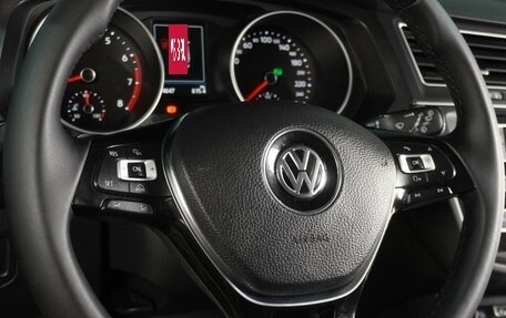 Volkswagen Tiguan II, 2017 год, 2 249 000 рублей, 16 фотография