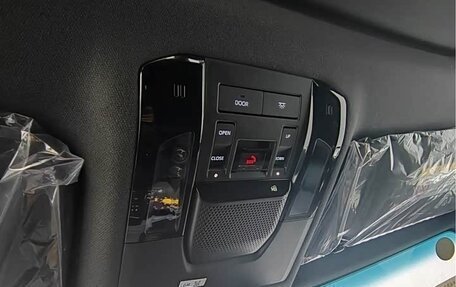 Toyota Land Cruiser Prado, 2024 год, 10 470 000 рублей, 11 фотография