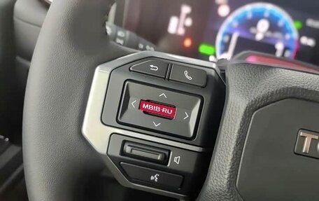 Toyota Land Cruiser Prado, 2024 год, 10 470 000 рублей, 18 фотография