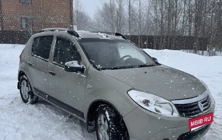 Renault Sandero I, 2013 год, 520 000 рублей, 2 фотография