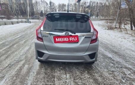 Honda Fit III, 2013 год, 900 000 рублей, 1 фотография