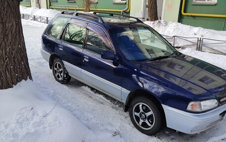 Nissan Wingroad I, 1998 год, 190 000 рублей, 1 фотография