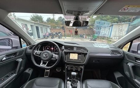 Volkswagen Tiguan II, 2021 год, 2 600 000 рублей, 7 фотография