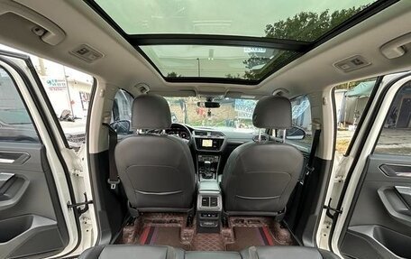 Volkswagen Tiguan II, 2021 год, 2 600 000 рублей, 9 фотография