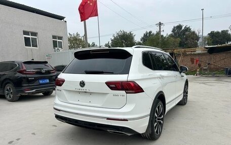 Volkswagen Tiguan II, 2021 год, 2 600 000 рублей, 6 фотография