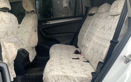 Volkswagen Tiguan II, 2021 год, 2 600 000 рублей, 9 фотография