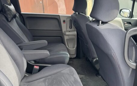 Honda Freed I, 2009 год, 800 000 рублей, 13 фотография