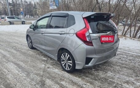 Honda Fit III, 2013 год, 900 000 рублей, 14 фотография