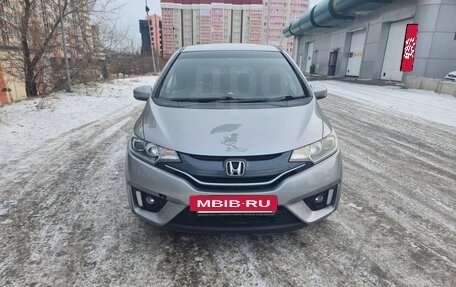 Honda Fit III, 2013 год, 900 000 рублей, 6 фотография