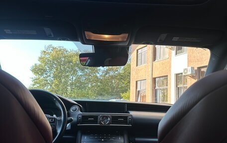 Lexus IS III, 2018 год, 3 000 000 рублей, 7 фотография
