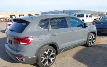 Volkswagen Taos, 2022 год, 2 400 000 рублей, 5 фотография