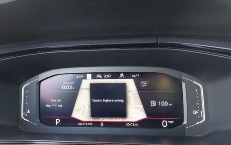 Volkswagen Taos, 2022 год, 2 400 000 рублей, 11 фотография