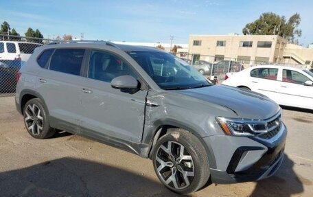 Volkswagen Taos, 2022 год, 2 400 000 рублей, 7 фотография