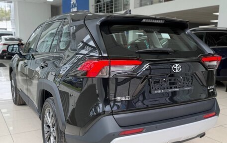 Toyota RAV4, 2025 год, 4 150 000 рублей, 4 фотография