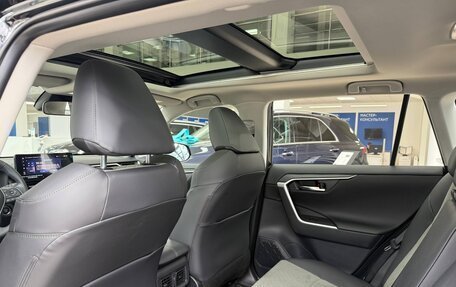 Toyota RAV4, 2025 год, 4 150 000 рублей, 13 фотография