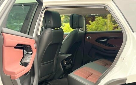 Land Rover Range Rover Evoque II, 2024 год, 12 фотография