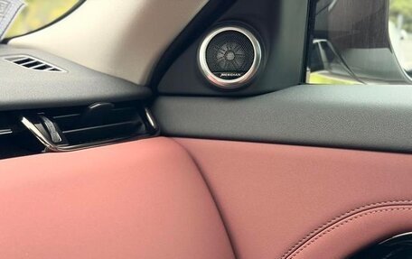 Land Rover Range Rover Evoque II, 2024 год, 19 фотография