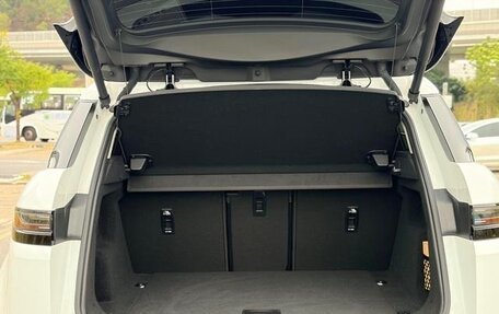 Land Rover Range Rover Evoque II, 2024 год, 22 фотография