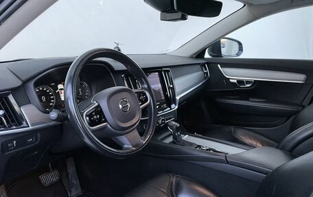 Volvo S90 II рестайлинг, 2017 год, 2 380 000 рублей, 11 фотография