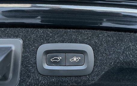 Volvo S90 II рестайлинг, 2017 год, 2 380 000 рублей, 28 фотография
