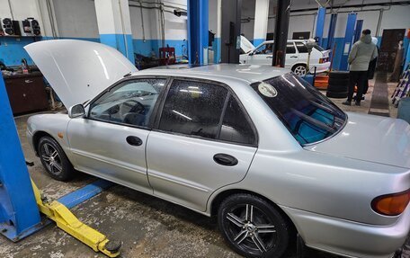 Mitsubishi Lancer VII, 1993 год, 220 000 рублей, 2 фотография