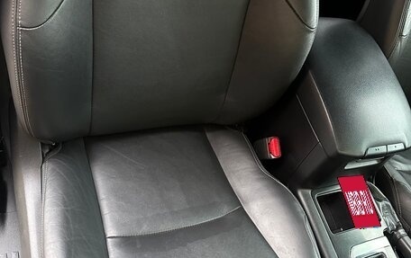 Toyota Land Cruiser Prado 150 рестайлинг 2, 2017 год, 4 300 000 рублей, 29 фотография