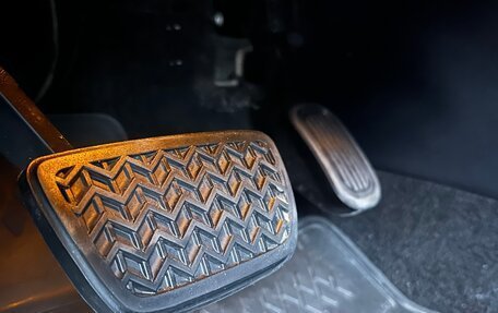 Toyota Land Cruiser Prado 150 рестайлинг 2, 2017 год, 4 300 000 рублей, 35 фотография