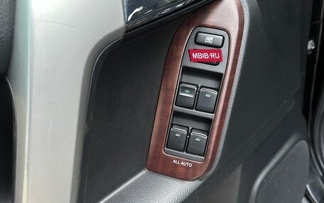 Toyota Land Cruiser Prado 150 рестайлинг 2, 2017 год, 4 300 000 рублей, 33 фотография