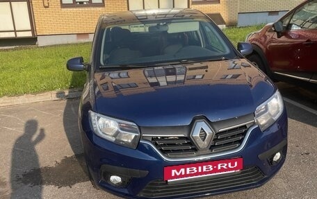 Renault Sandero II рестайлинг, 2018 год, 855 000 рублей, 2 фотография