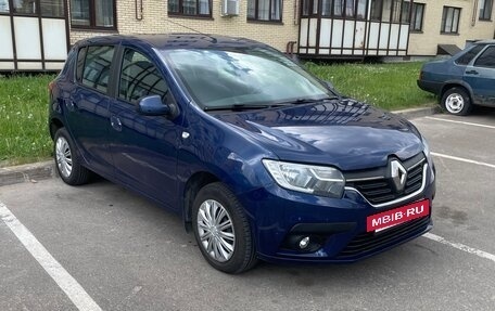 Renault Sandero II рестайлинг, 2018 год, 855 000 рублей, 12 фотография