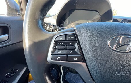Hyundai Solaris II рестайлинг, 2018 год, 1 220 000 рублей, 17 фотография
