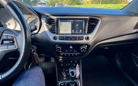 Hyundai Solaris II рестайлинг, 2018 год, 1 220 000 рублей, 15 фотография