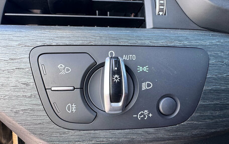 Audi A4, 2016 год, 2 210 000 рублей, 10 фотография